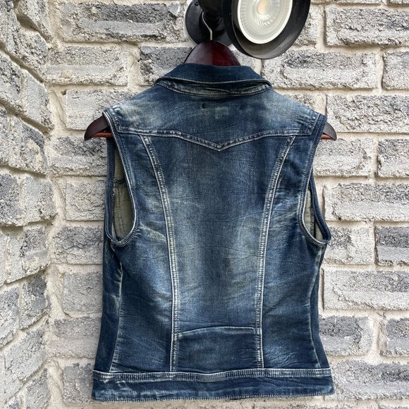 Le Château Jean Vest - Picture 2 of 8